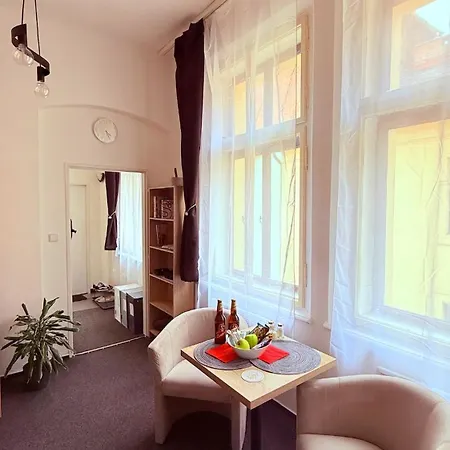 Nove Utulne V Srdci Mesta *