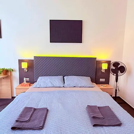 Nove Utulne V Srdci Mesta * Plzen