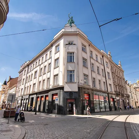 Nove Utulne V Srdci Mesta * Plzen