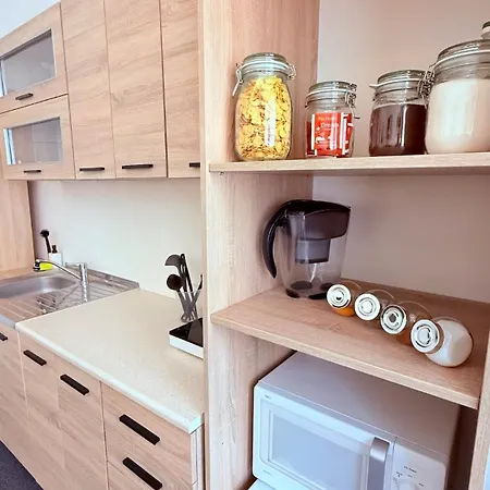 Nove Utulne V Srdci Mesta Apartment