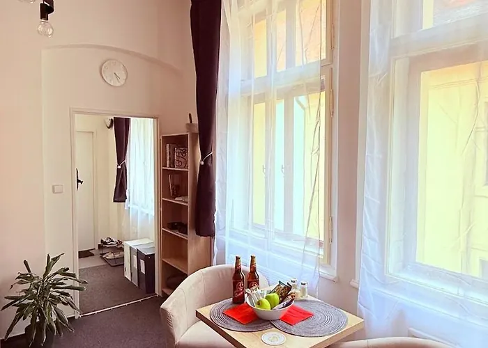 Nove Utulne V Srdci Mesta *